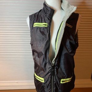 Antigua Reversible ZIip Up Golf Vest Medium